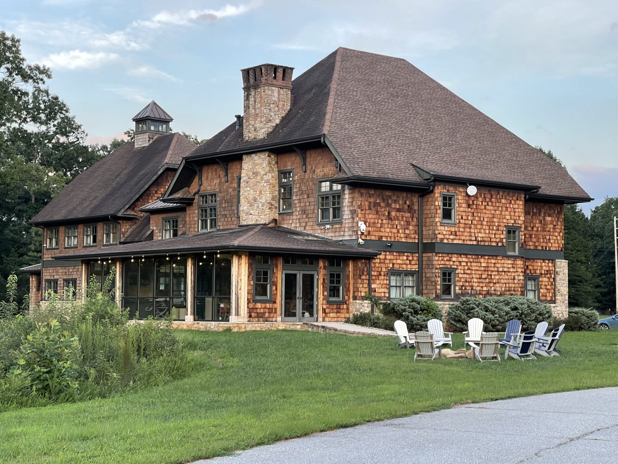Blue Ridge Mountain Lodge and Cabins(we are open for Business!) - Blue ...